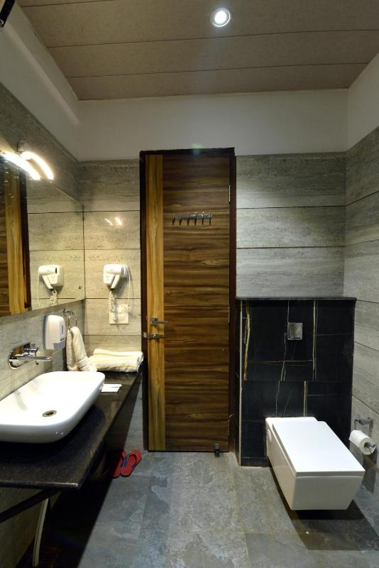 Hotel The Yellow - image 11