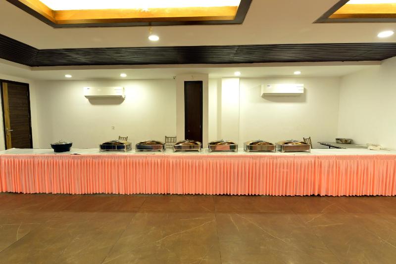 Hotel The Yellow - image 12