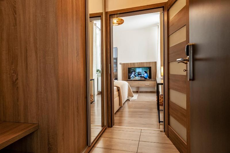Apartment with Balcony image 3