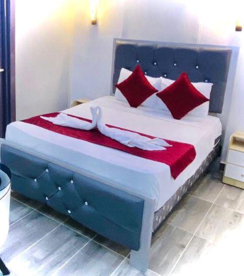 Hotel Reloj - image 4