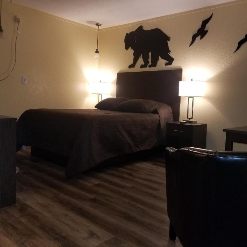 Double Room image 4