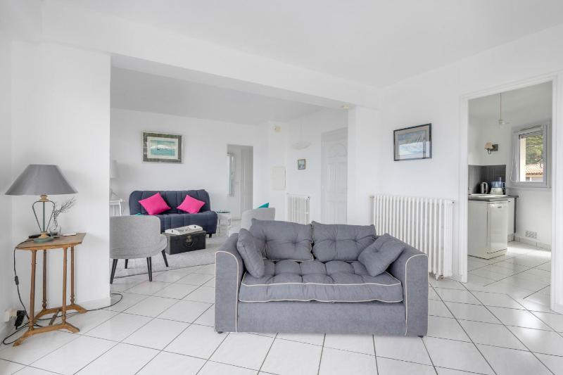 Front de mer bel appartement pour 4 avec terrasse - image 11