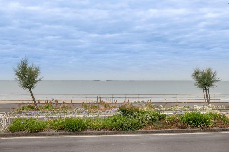 Front de mer bel appartement pour 4 avec terrasse - image 10