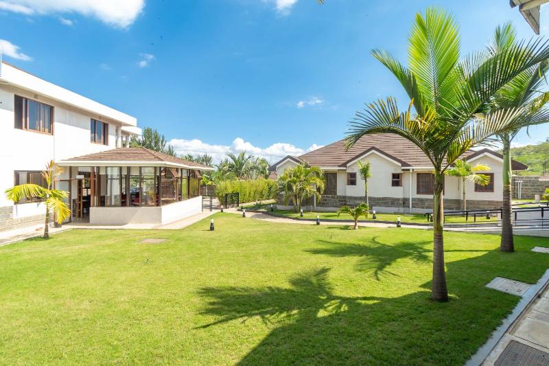 Rock Hyrax Hotel - image 1
