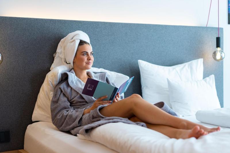 Superior Junior Suite with Balcony image 2