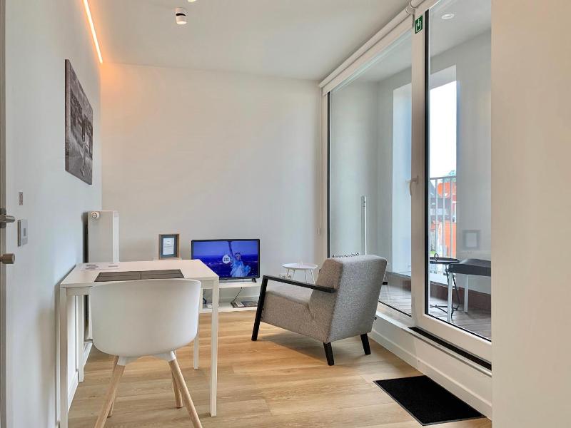 Studio Apartment image 3