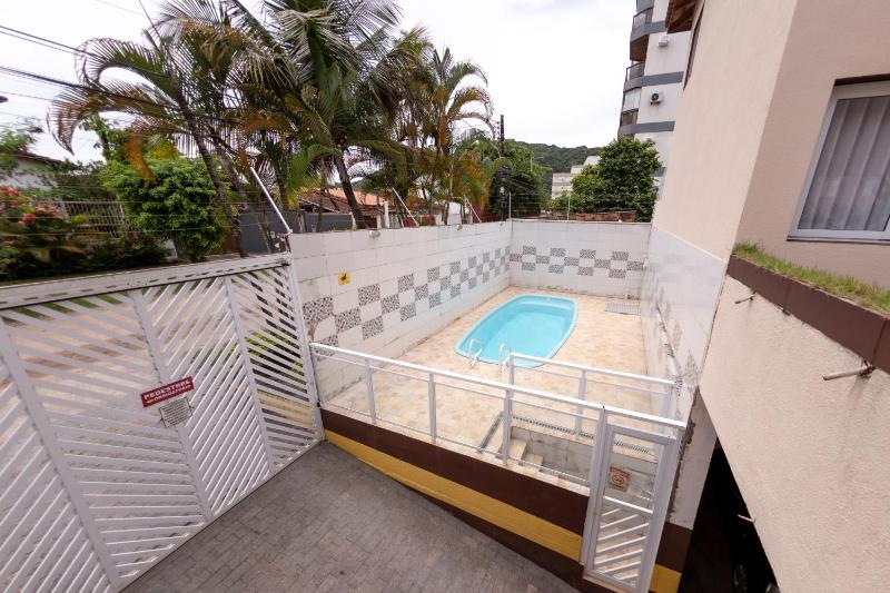 Casa Guarujá - Condomínio - image 12
