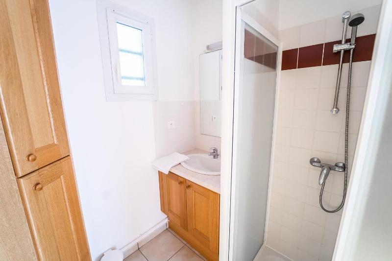 Two-Bedroom House image 2