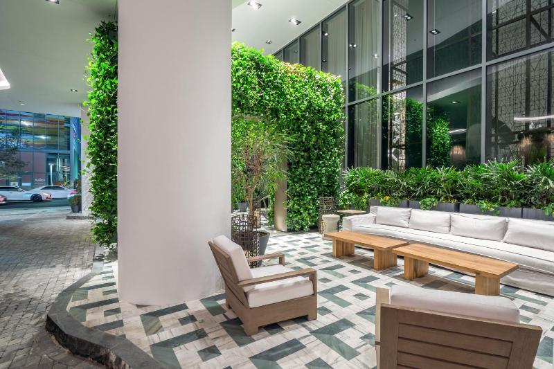 City Escapes Suites at SLS Lux Brickell Building - image 3