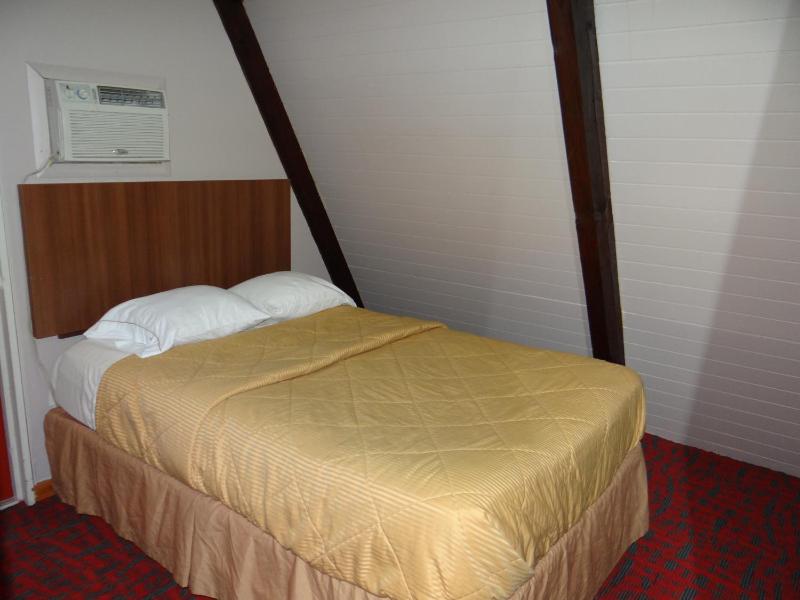 Superior Chalet image 2