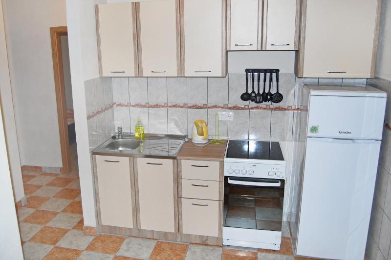 Apartments and rooms with parking space Makarska - 6834 - image 10