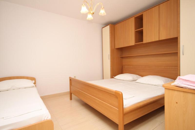Apartment Makarska 6844c - image 2