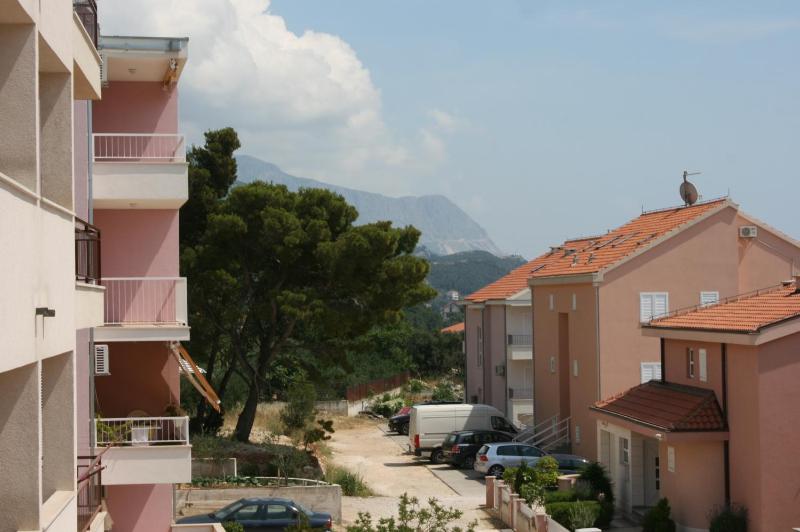 Apartments with a parking space Makarska - 6720 - image 22