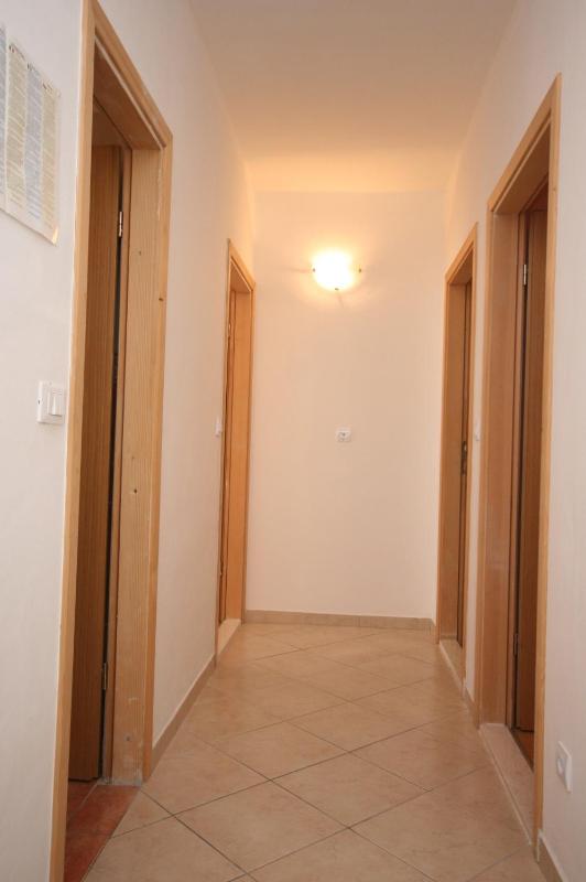 Apartments with a parking space Makarska - 6641 - image 13