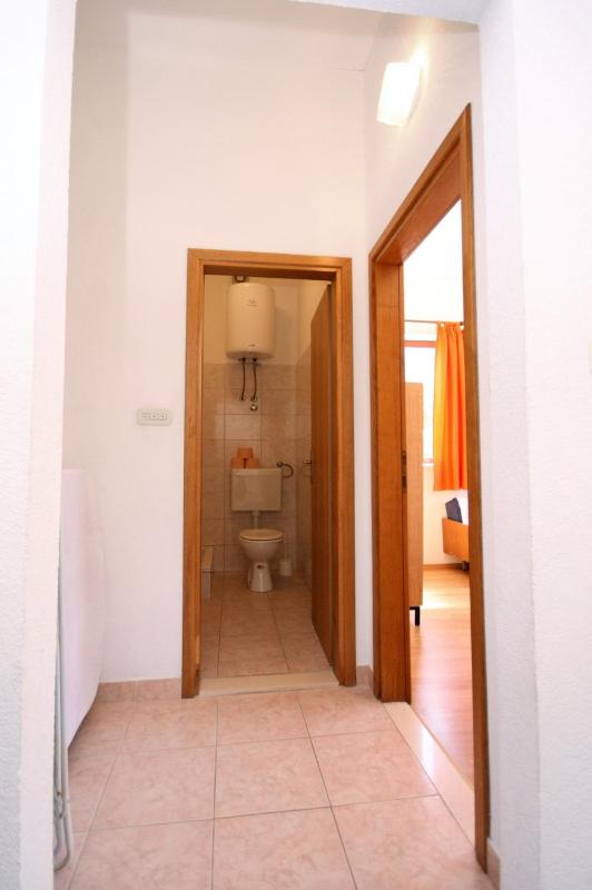 Apartments with parking space Makarska - 6768 - image 21