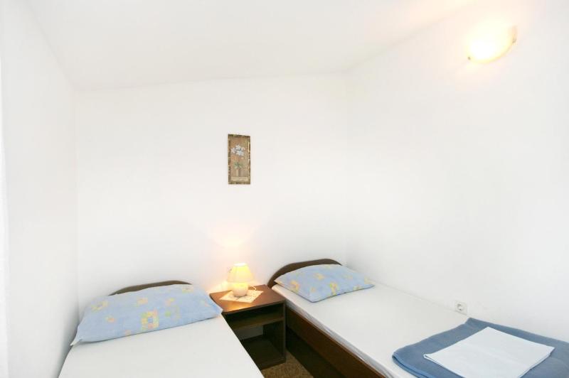 Apartments by the sea Mandre Pag - 6539 - image 18