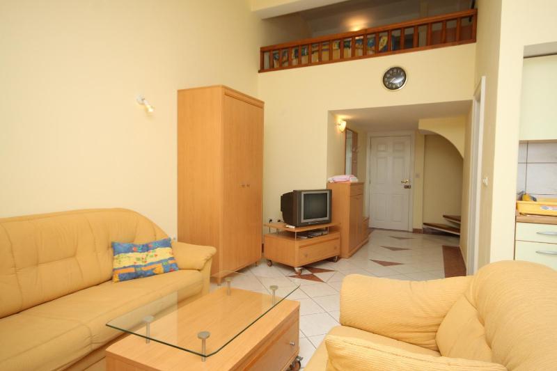 Apartments with a parking space Makarska - 6694 - image 20
