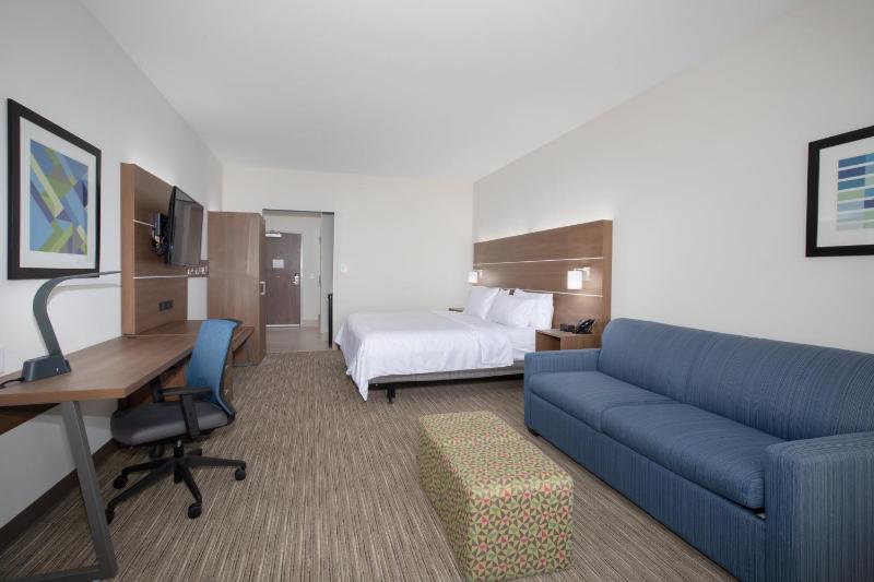 King Suite image 2
