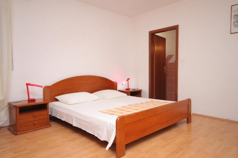 Apartments by the sea Baska Voda Makarska - 6848 - image 13