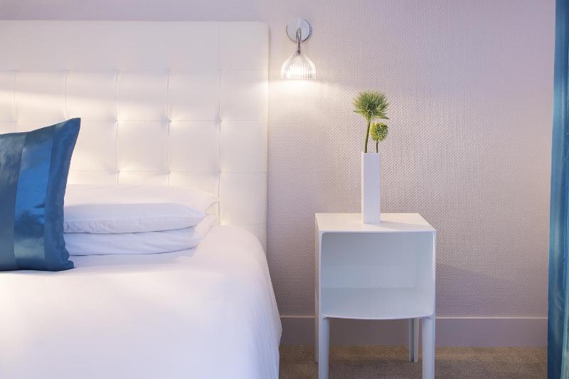 Privilege Double Room image 2