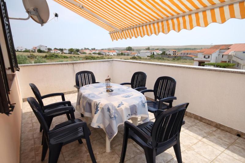 Two-Bedroom Apartment with Terrace and Sea View image 4