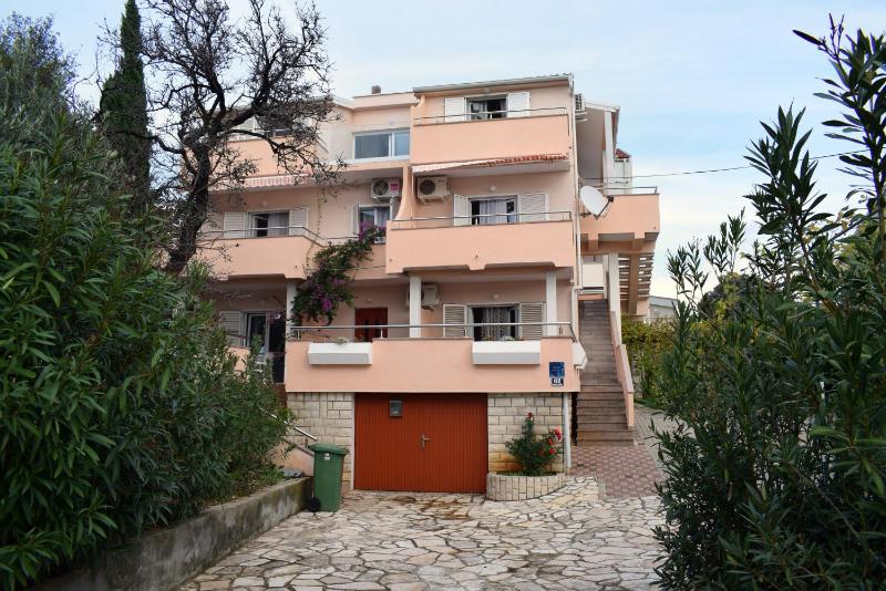 Apartment Novalja 6491b - image 1