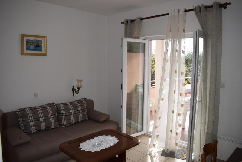 Apartments with a parking space Novalja Pag - 6491 - image 23