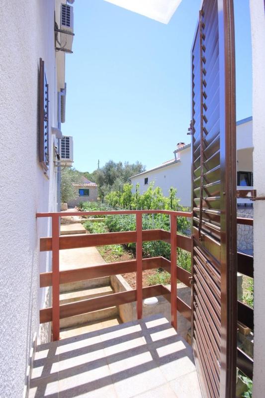 Two-Bedroom Apartment with Terrace and Sea View image 4