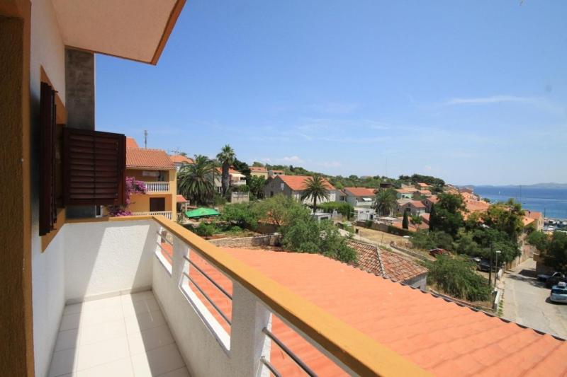 Two-Bedroom Apartment with Balcony and Sea View image 4