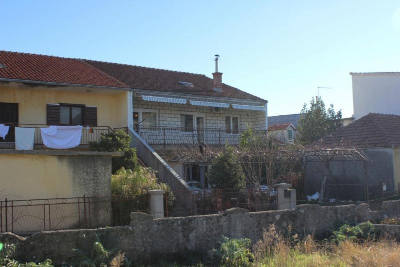 Apartments by the sea Kastel Stafilic - Kastela - 8621 - image 7