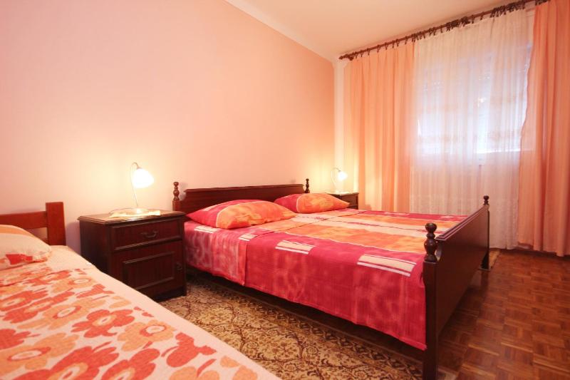 Apartments by the sea Kastel Stafilic - Kastela - 8621 - image 20