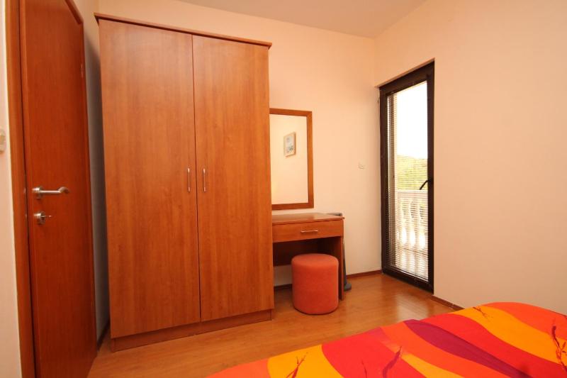 Two-Bedroom Apartment with Balcony and Sea View image 3