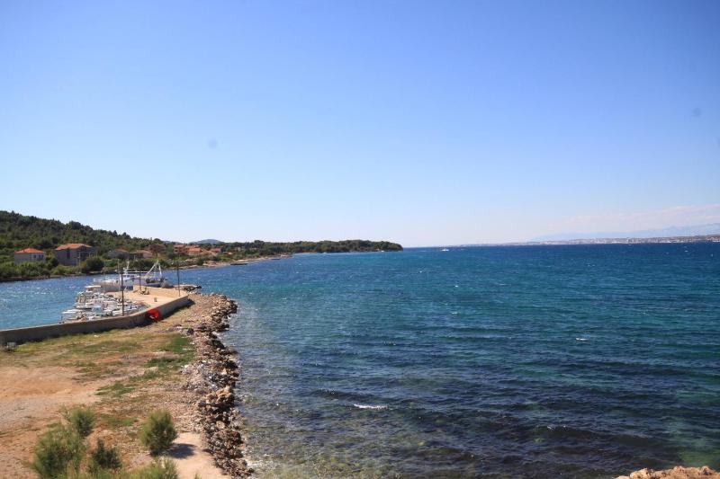 One-Bedroom Apartment with Terrace and Sea View image 2