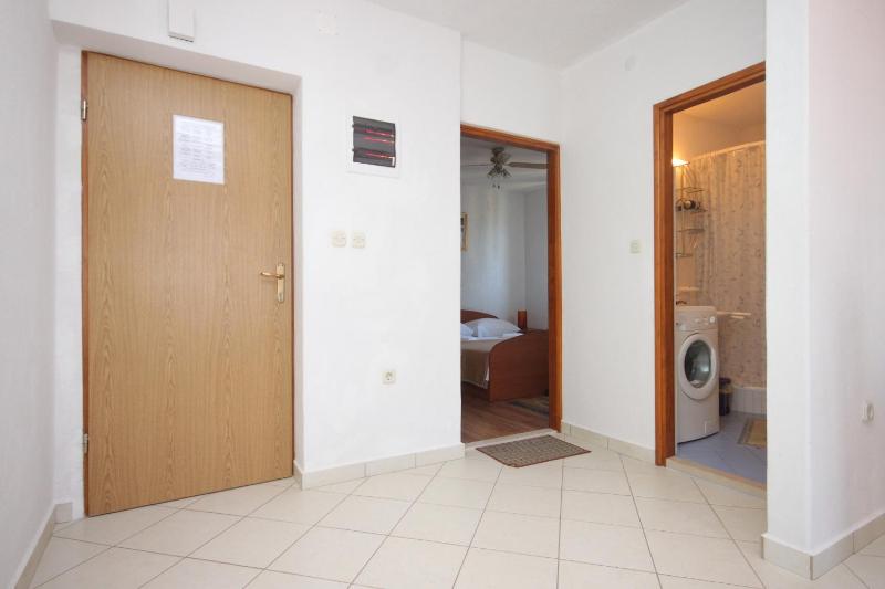 One-Bedroom Apartment with Terrace and Sea View image 2