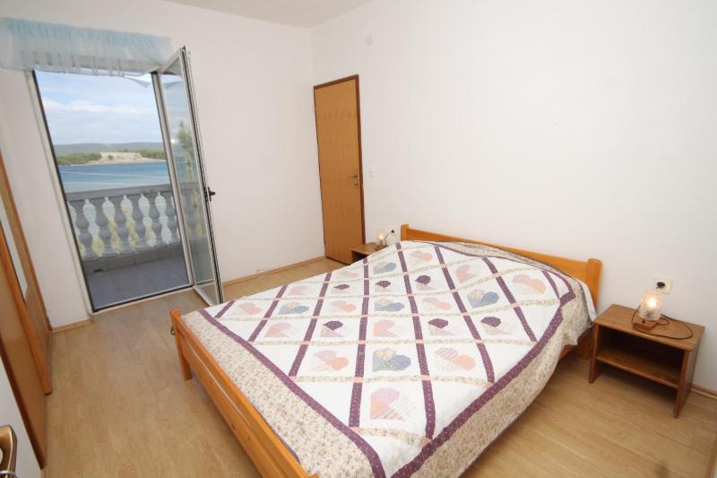 Two-Bedroom Apartment with Balcony and Sea View image 1