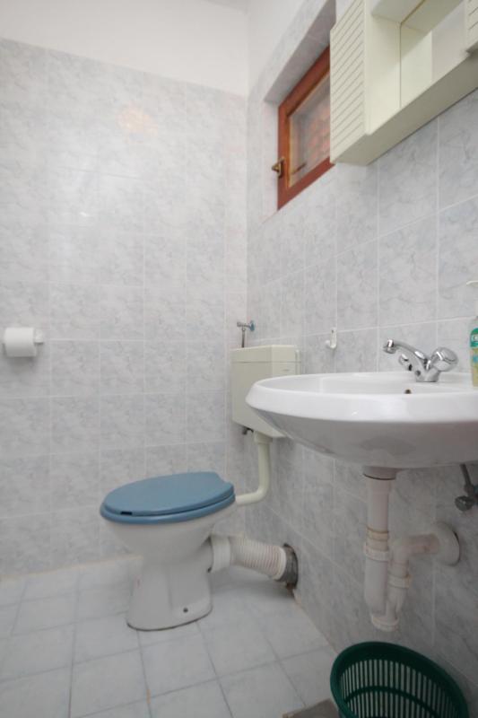 Double Room with Balcony image 4