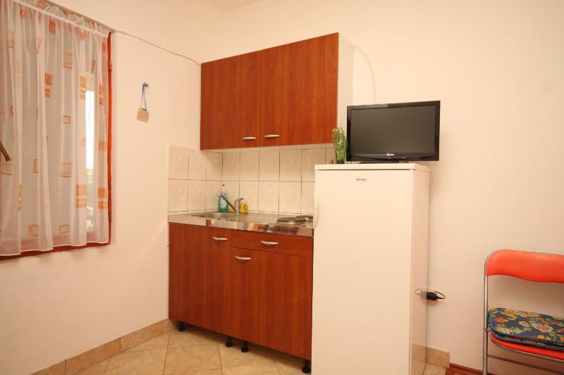 Studio with Terrace image 4
