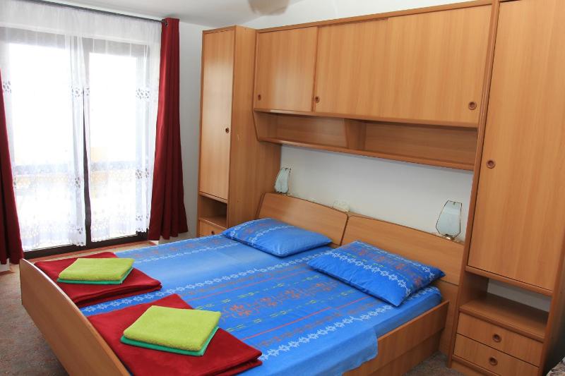 Apartments by the sea Mandre Pag - 8655 - image 6
