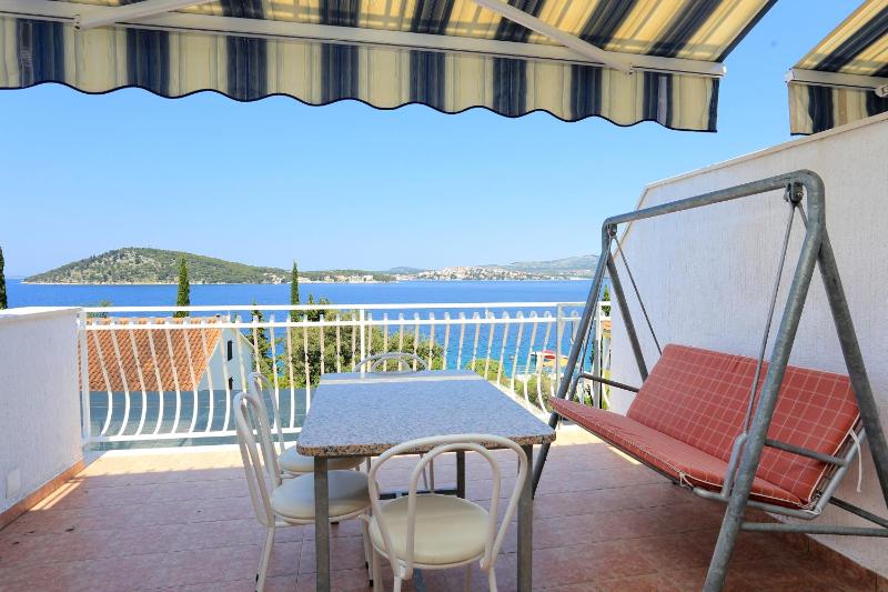 Family friendly seaside apartments Razanj Rogoznica - 10373 - image 41