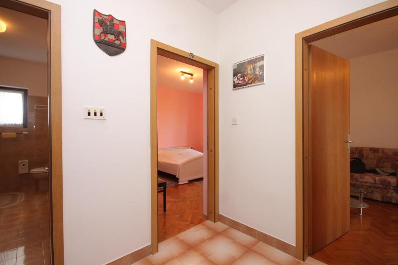 One-Bedroom Apartment with Terrace and Sea View image 2
