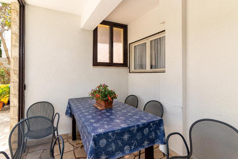 Two-Bedroom Apartment with Terrace image 4