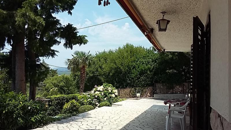 One-Bedroom Apartment with Terrace and Sea View image 2