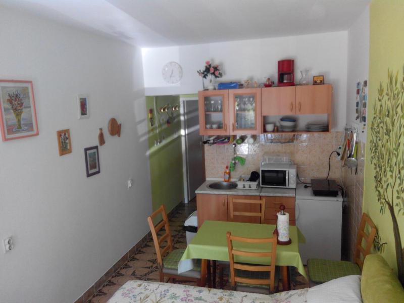Apartments by the sea Kastel Stari Kastela - 11352 - image 14