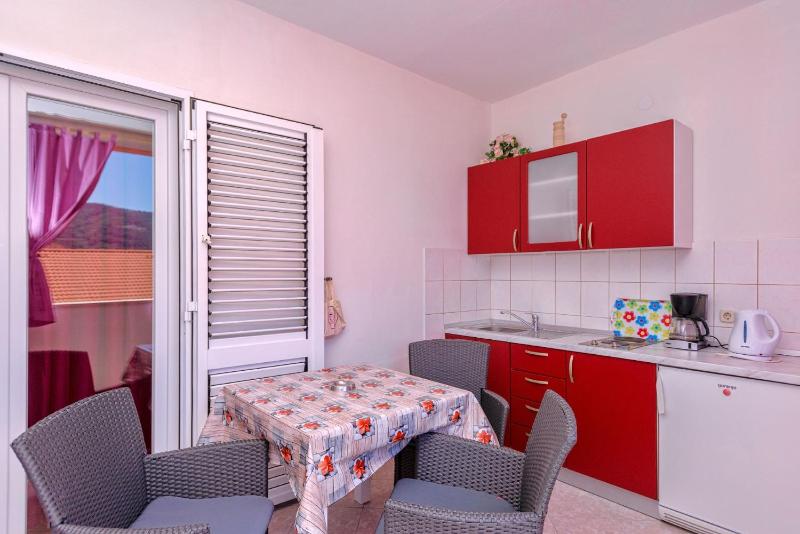 Studio with Terrace image 4