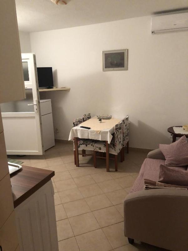 Two-Bedroom Apartment with Terrace and Sea View image 4
