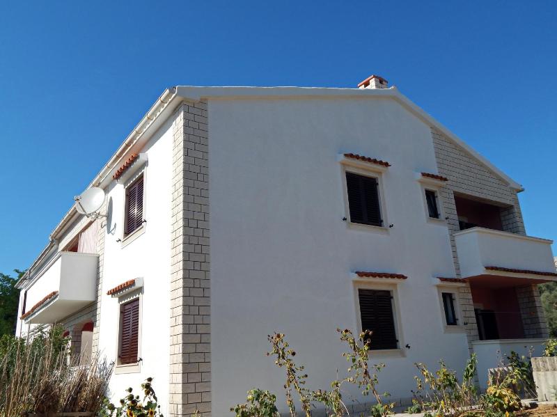 Apartments with parking space Pag - 11358 - image 11