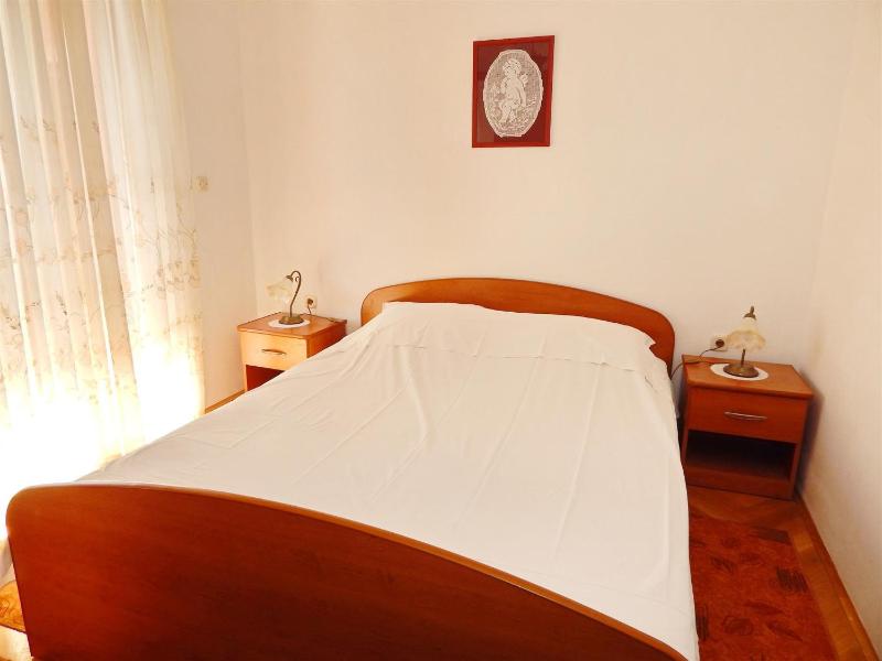 Two-Bedroom Apartment with Balcony and Sea View image 1