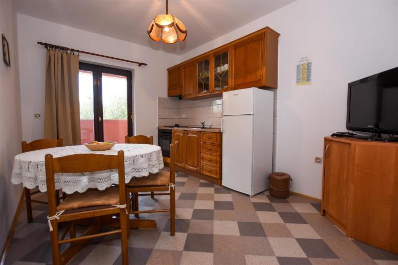 Apartments with parking space Pag - 11358 - image 25