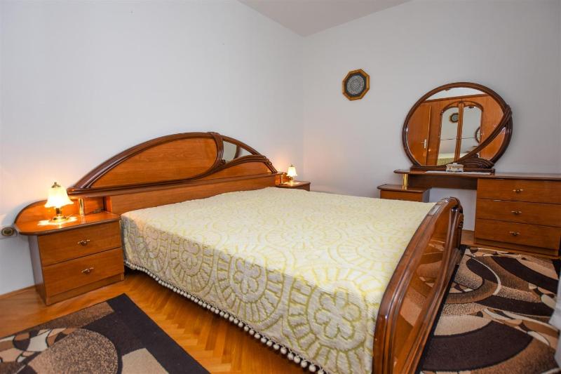 Two-Bedroom Apartment with Balcony image 1