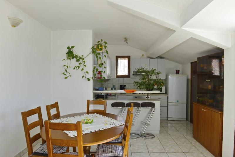 Apartments by the sea Opatija - 10411 - image 7
